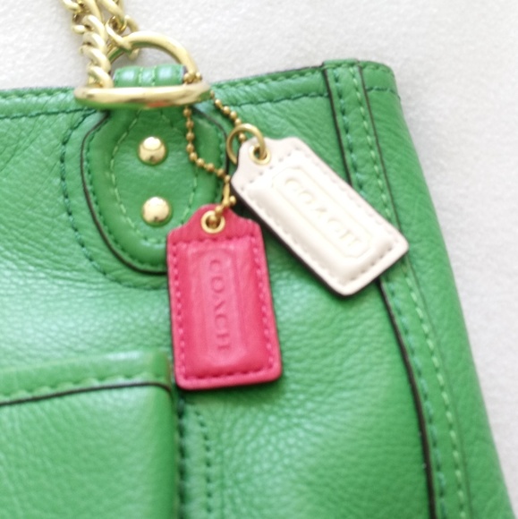 Rare Vintage Kelly Green Pebbled Leather Satchel - Picture 2 of 8